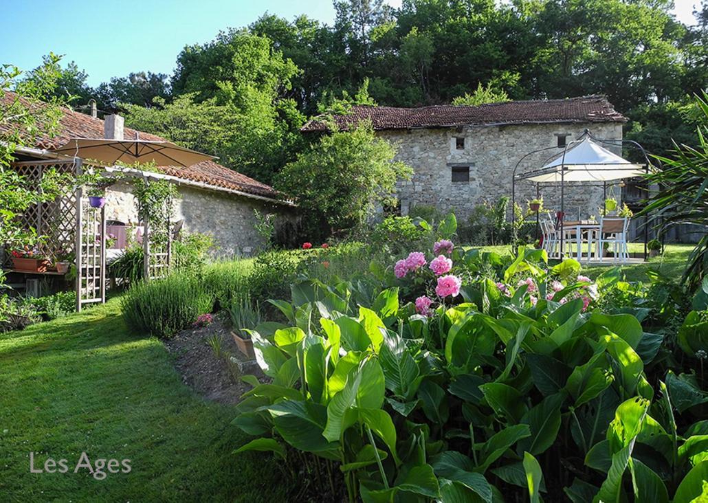 Brantome Les Ages Chambre D'Hotes ภายนอก รูปภาพ